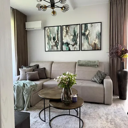 Apartment White Pearl